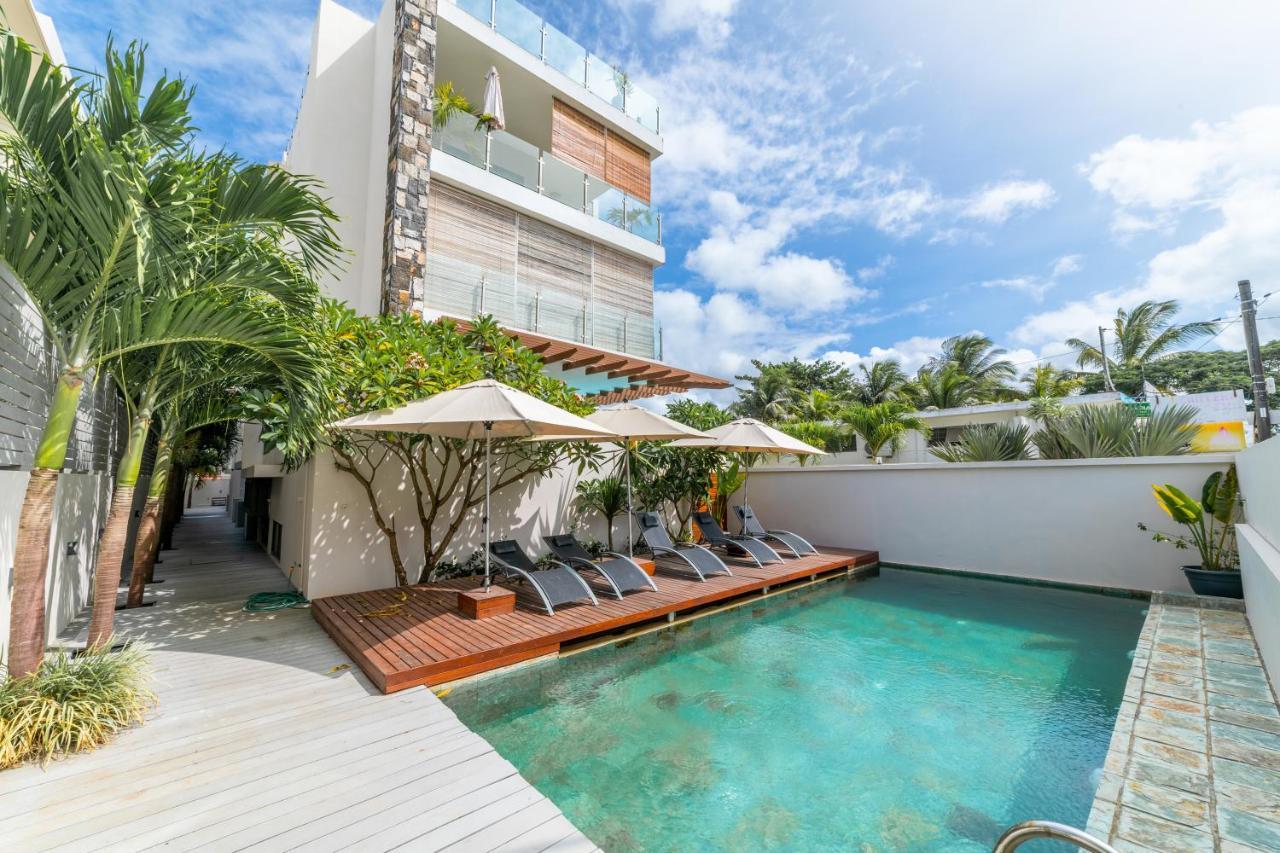 Beachcove Apartment 9 In Pereybere Pereybere Beach Exterior photo